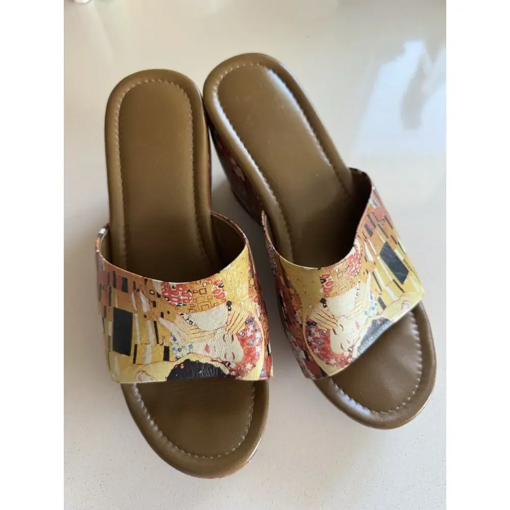 Vintage Icon Gustav Klimt The Kiss Wearable Art Platform Wedge Sandals 8.5 Italy